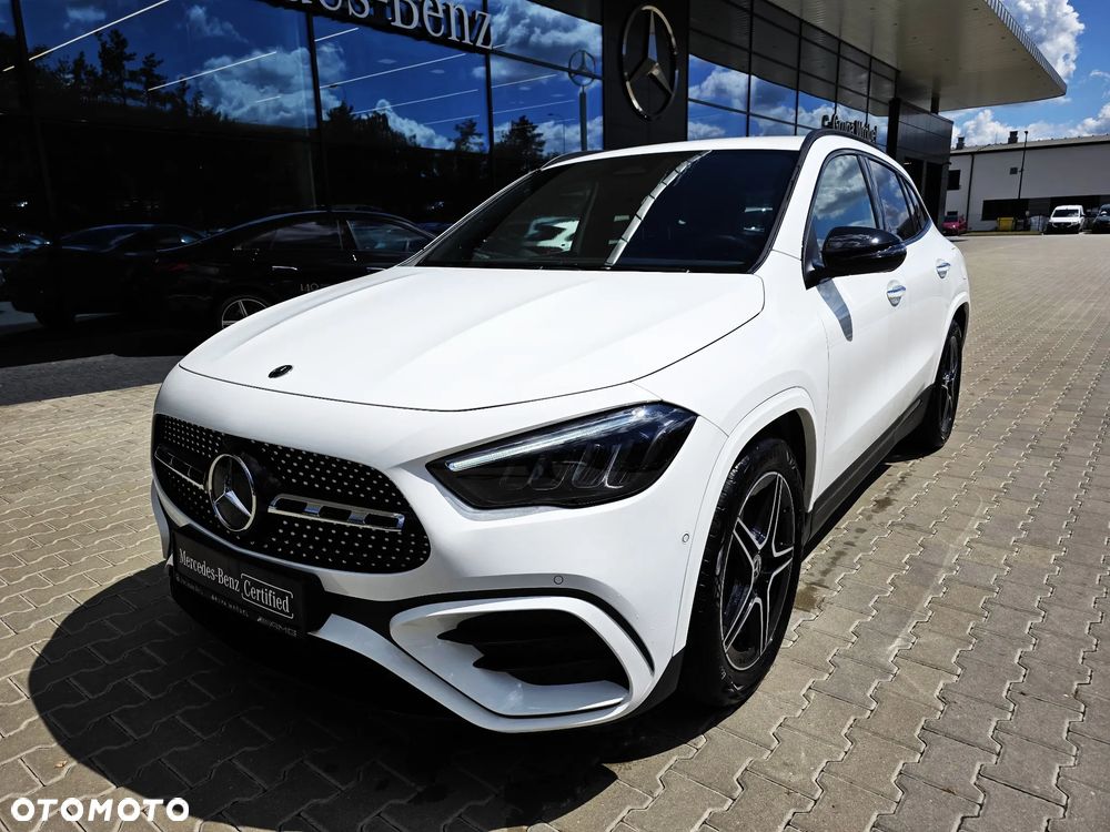 Mercedes-Benz GLA 200 AMG Line - 1