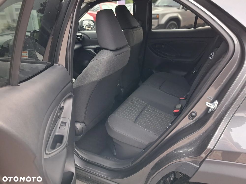 Toyota Yaris Cross Hybrid 1.5 Style - 25