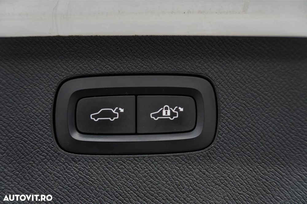 Volvo XC 90 D5 AWD Geartronic Inscription - 14