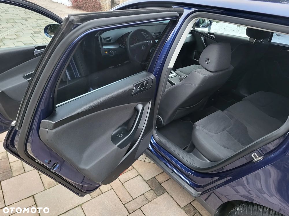 Volkswagen Passat 1.8 TSI Comfortline - 13
