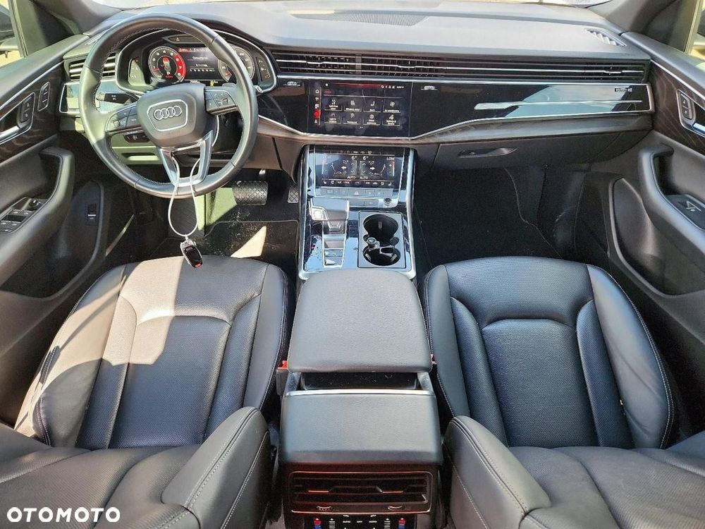 Audi Q8 55 TFSI quattro tiptronic - 8