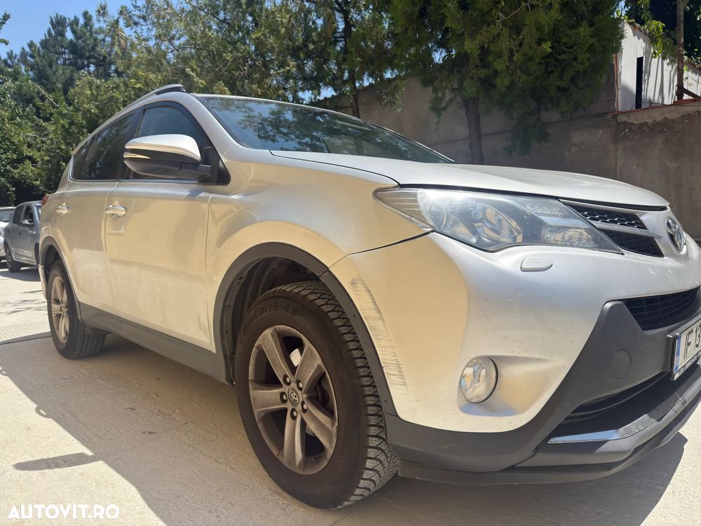 Toyota RAV4 2.2 D-4CAT 4WD Aut Luxury - 5