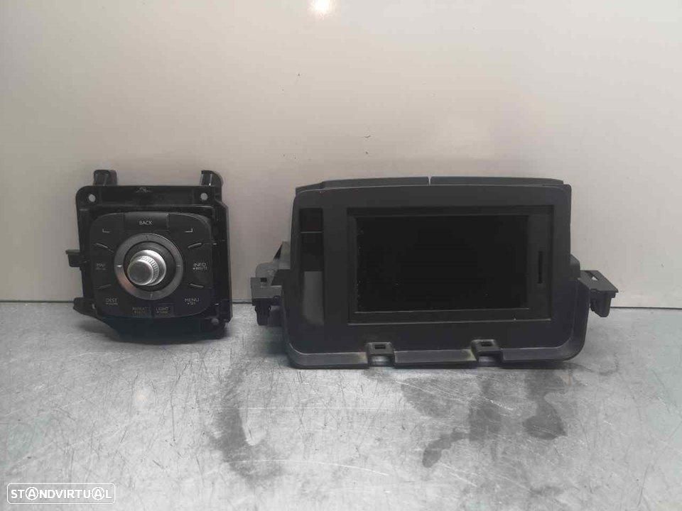 SISTEMA NAVEGAÇÃO GPS RENAULT MEGANE III BERLINA 5P - 1