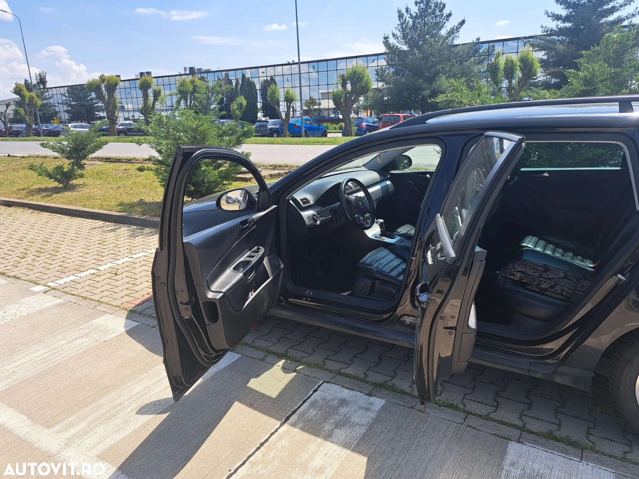Volkswagen Passat Variant 2.0 Blue TDI DPF DSG Sportline - 5