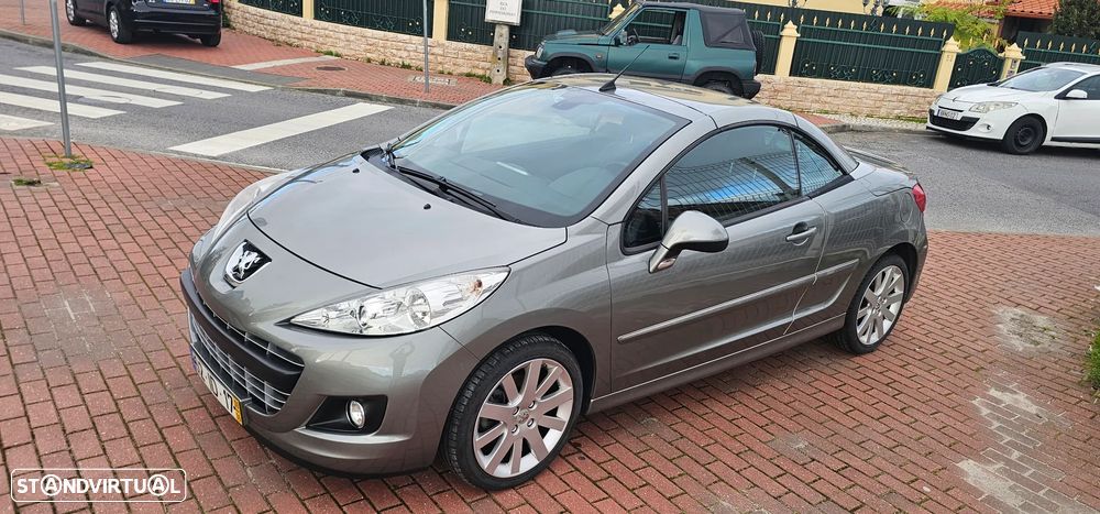 Peugeot 207 CC 1.6 HDi FAP Sport - 21