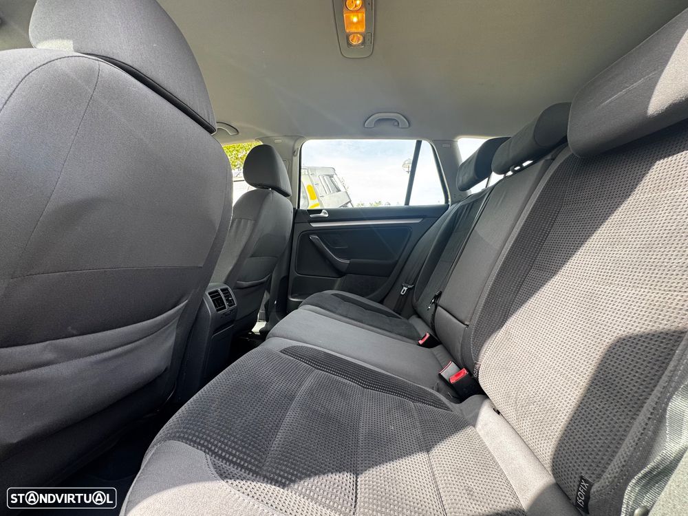 VW Golf Variant - 12