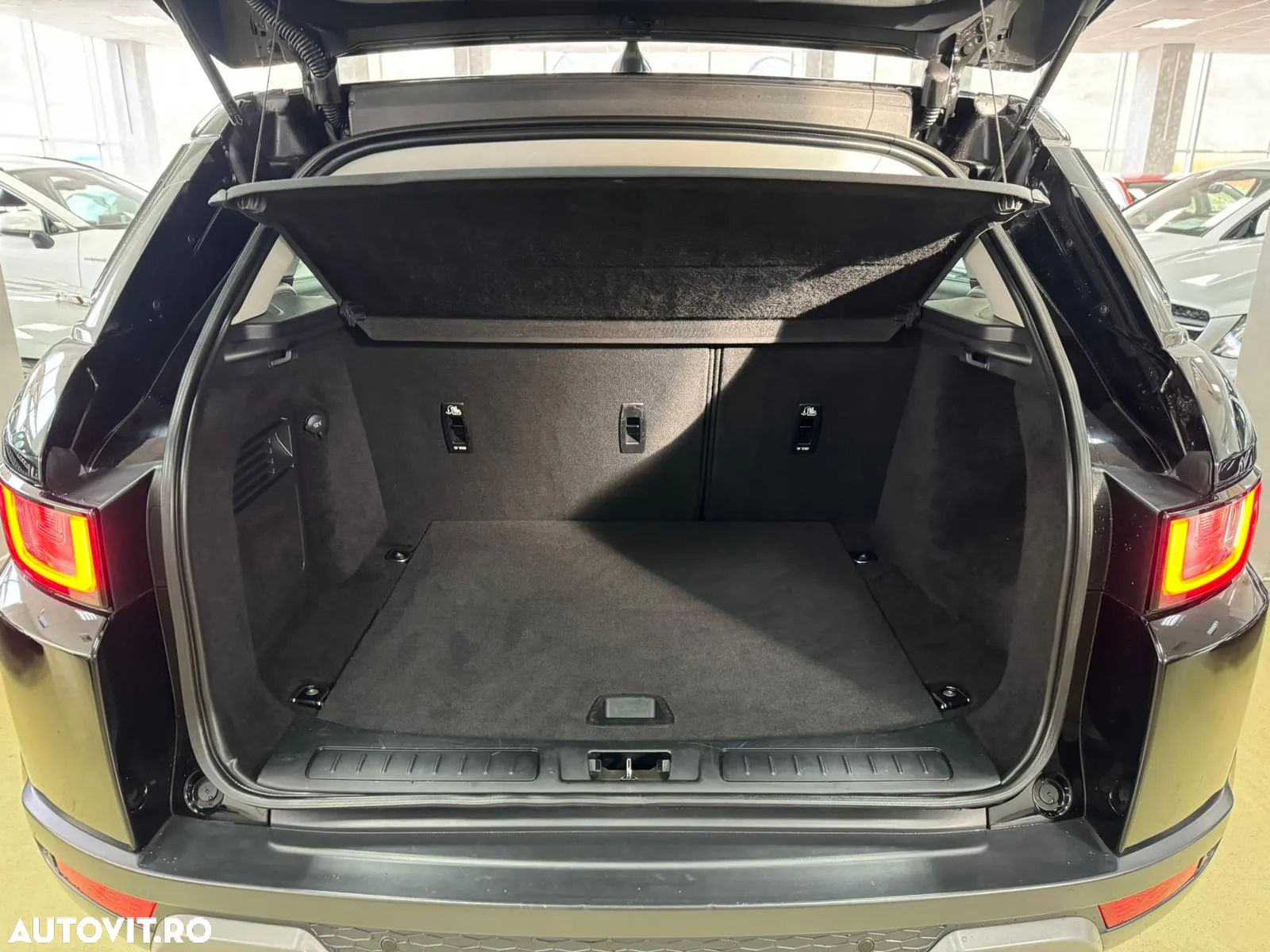 Land Rover Range Rover Evoque 2.0 D150 SE - 10