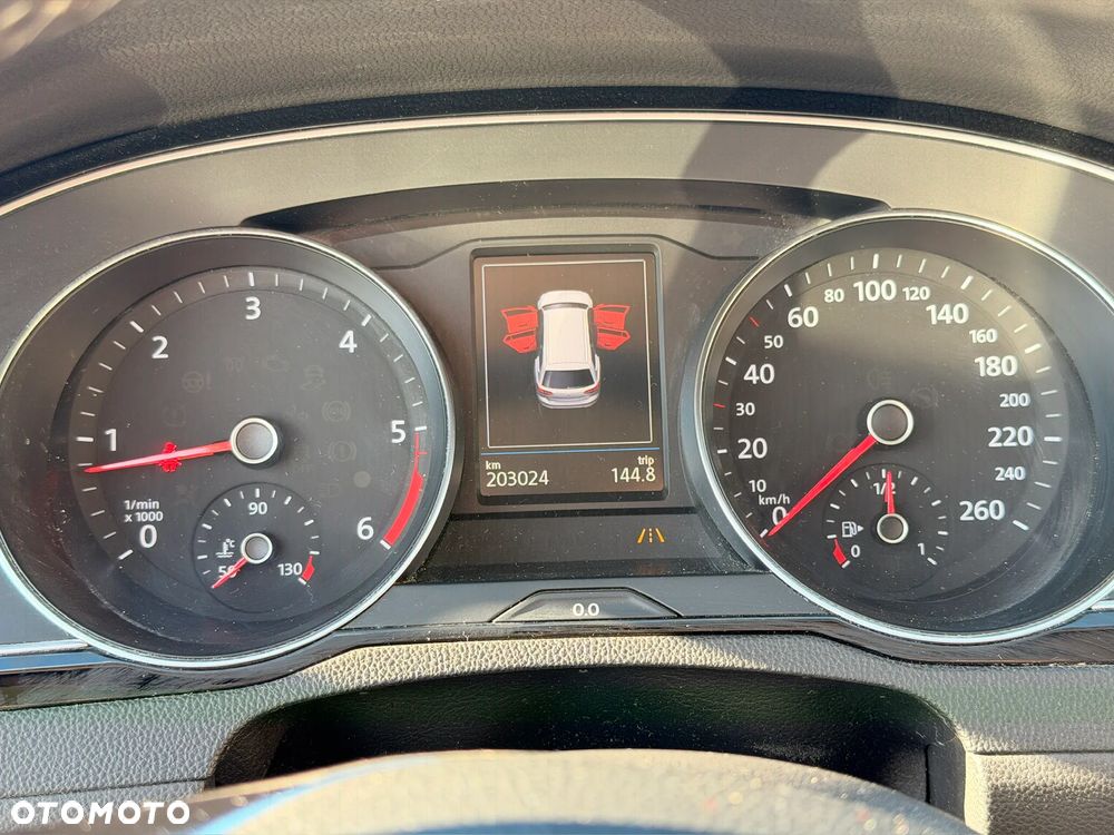 Volkswagen Passat 2.0 TDI BMT Comfortline DSG - 10