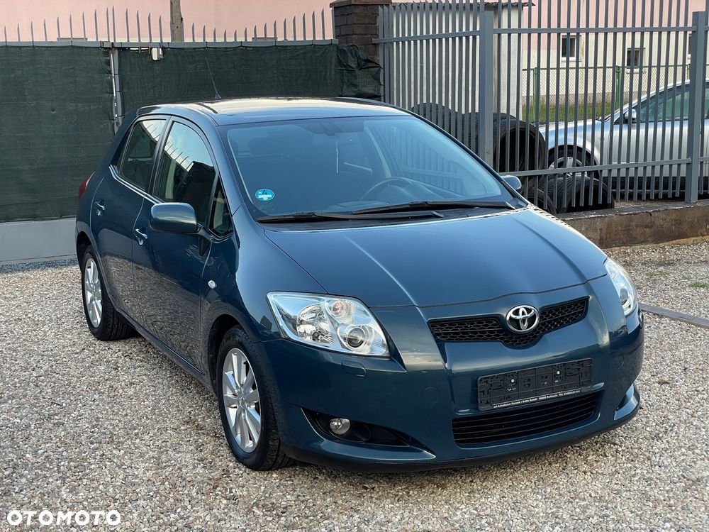 Toyota Auris 2.0 D-4D - 3