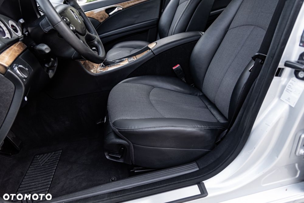 Mercedes-Benz Klasa E 220 CDI Automatik Avantgarde - 21