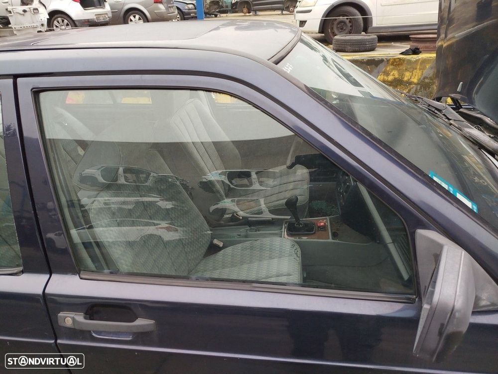 Vidro porta frente direita MERCEDES-BENZ 190 (W201) - 1