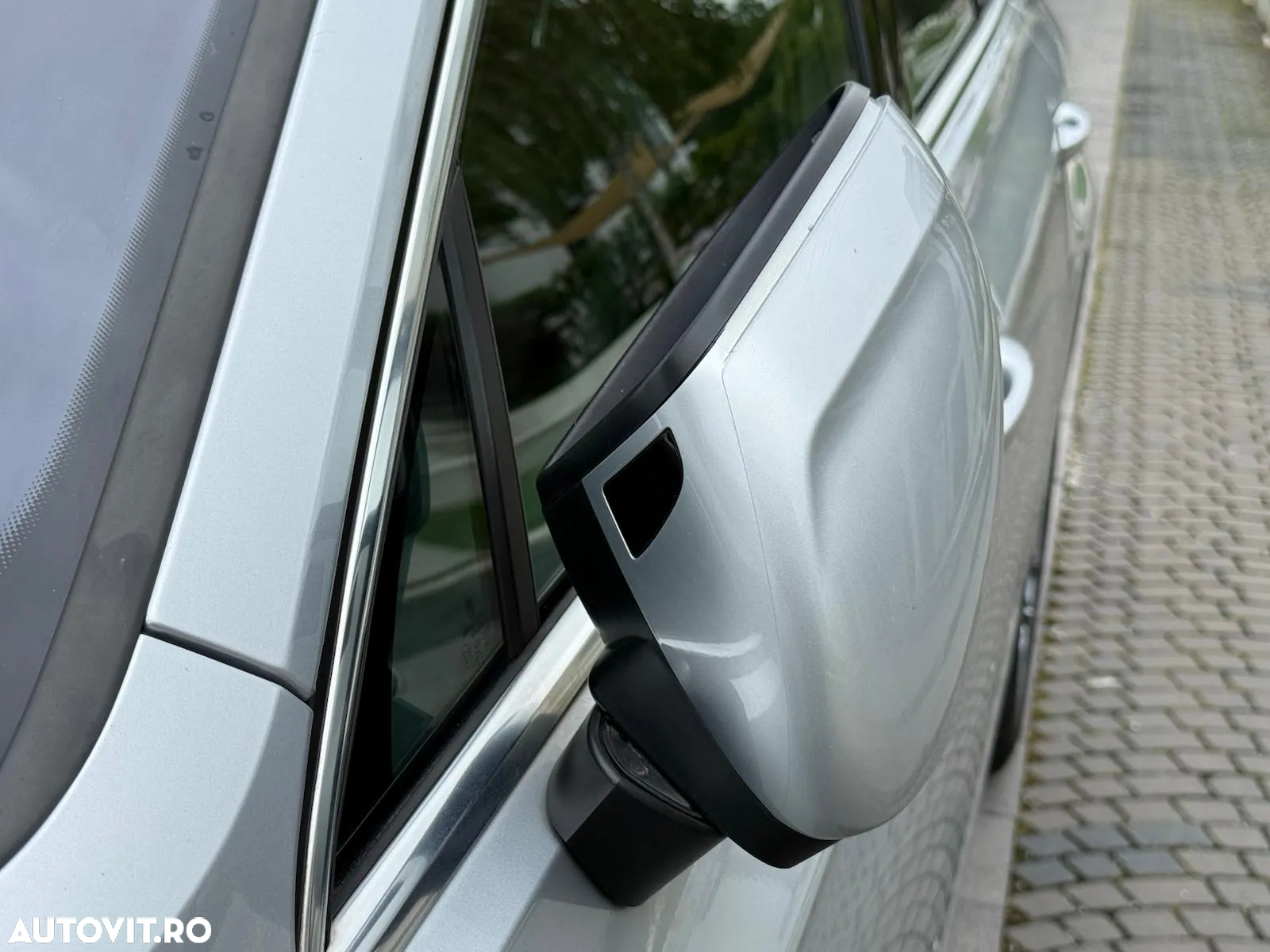 Volkswagen Passat Variant 2.0 TDI SCR DSG Business - 19