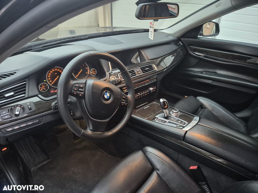 BMW Seria 7 - 16