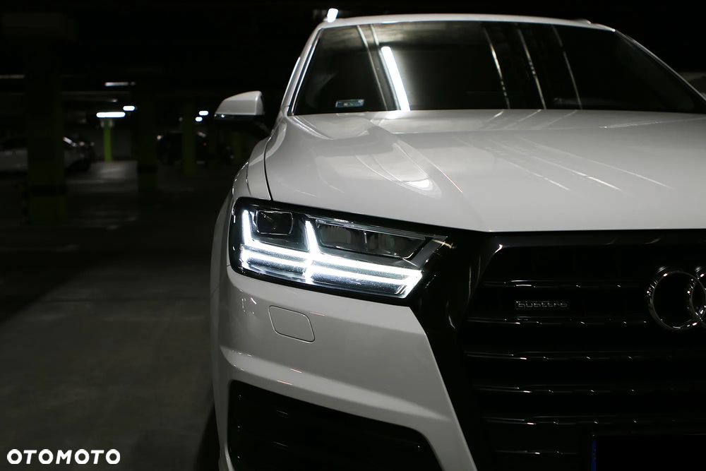 Audi Q7 - 17