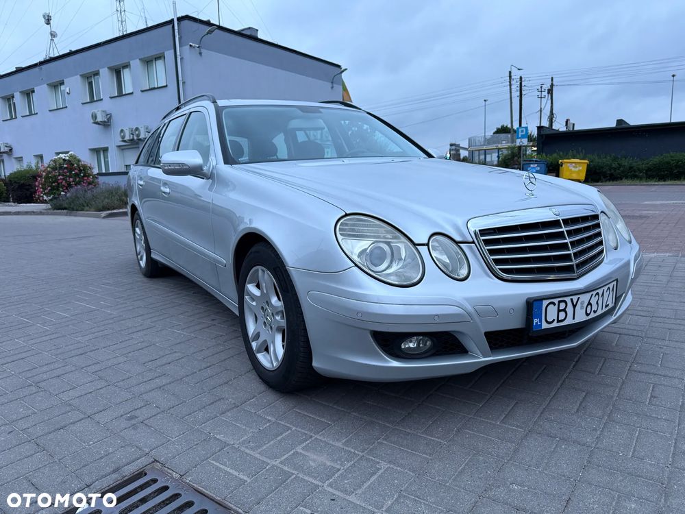 Mercedes-Benz Klasa E 200 Kompressor Classic - 4