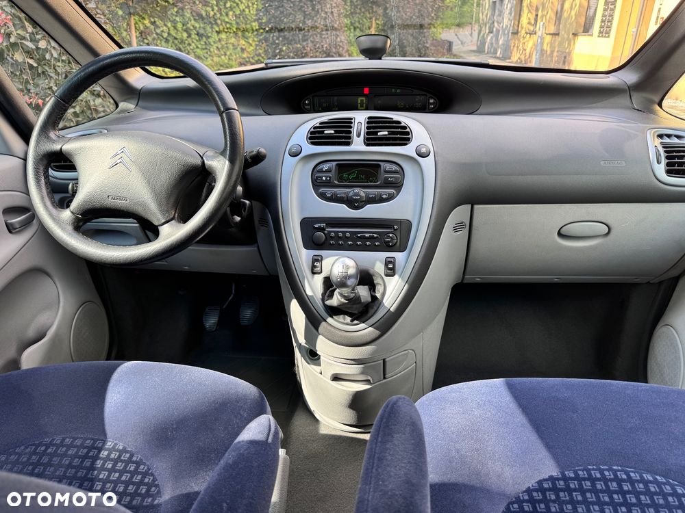 Citroën Xsara Picasso - 12