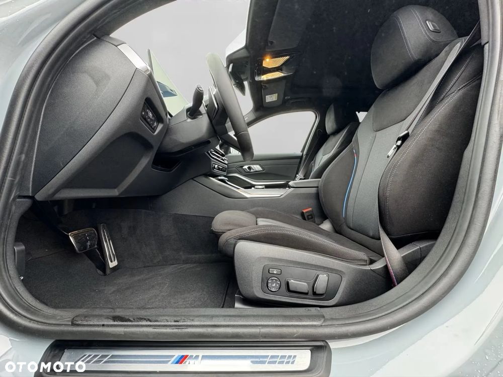 BMW Seria 3 320d xDrive mHEV M Sport - 14
