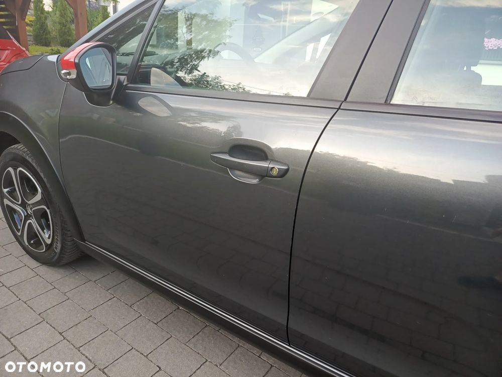 Citroën C3 Pure Tech 110 Stop&Start RED BLOCK - 8