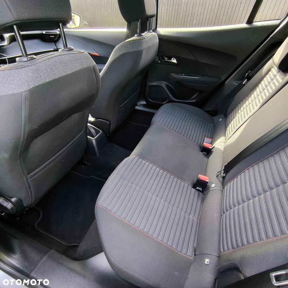 Peugeot 2008 - 16