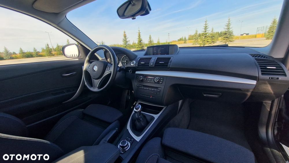 BMW Seria 1 118d DPF Edition Sport - 4