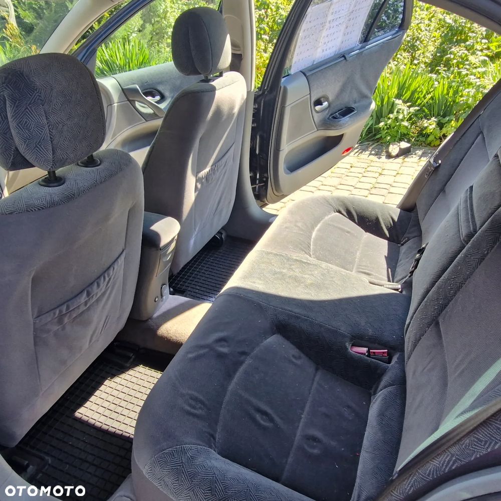 Renault Laguna II 1.8 16V Expression - 10