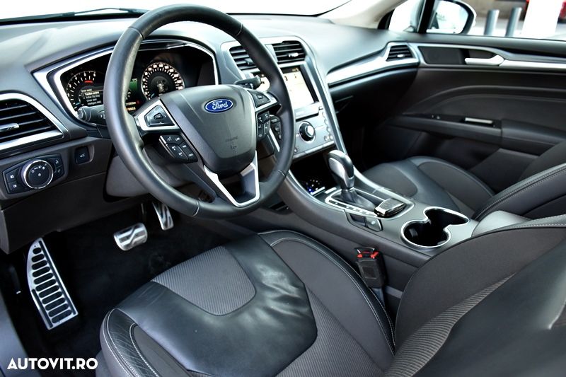 Ford Mondeo 2.0 TDCi Powershift AWD Business - 13