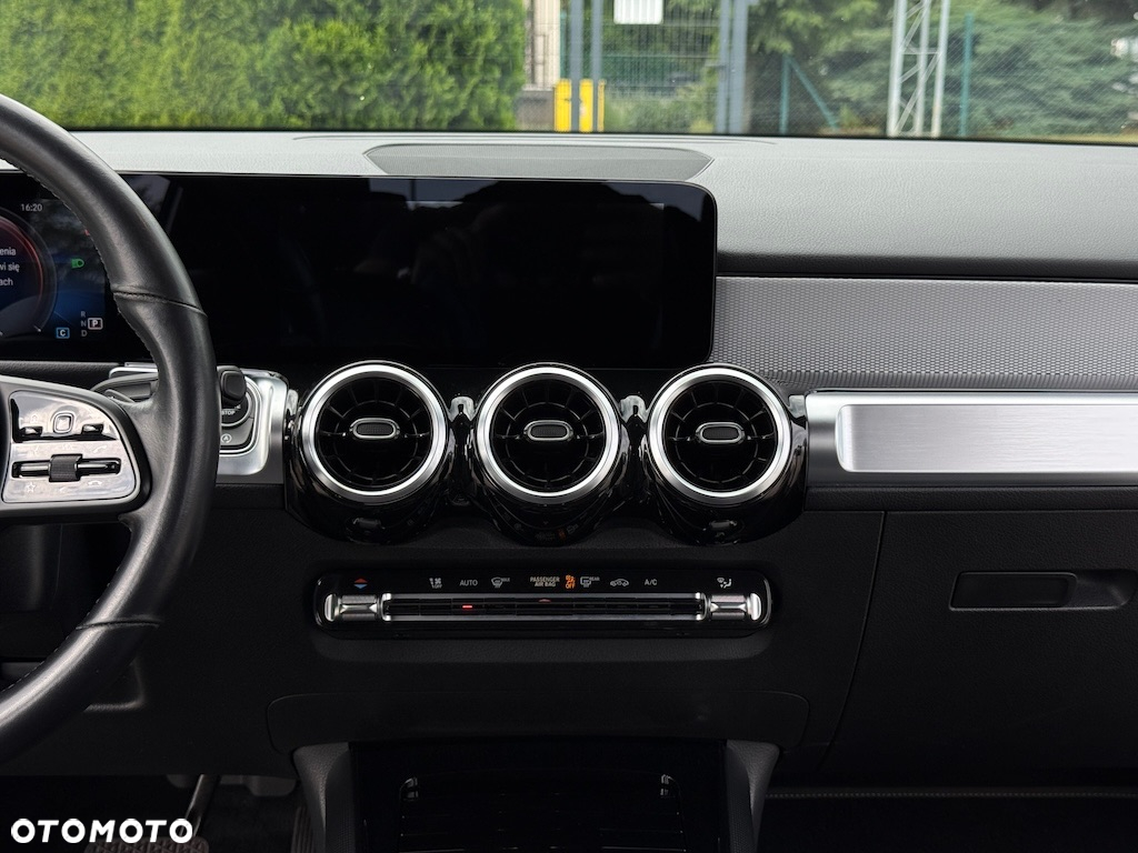 Mercedes-Benz GLB 200 d 8G-DCT - 16