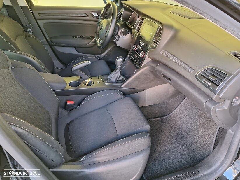 Renault Mégane Sport Tourer 1.5 dCi Limited - 8