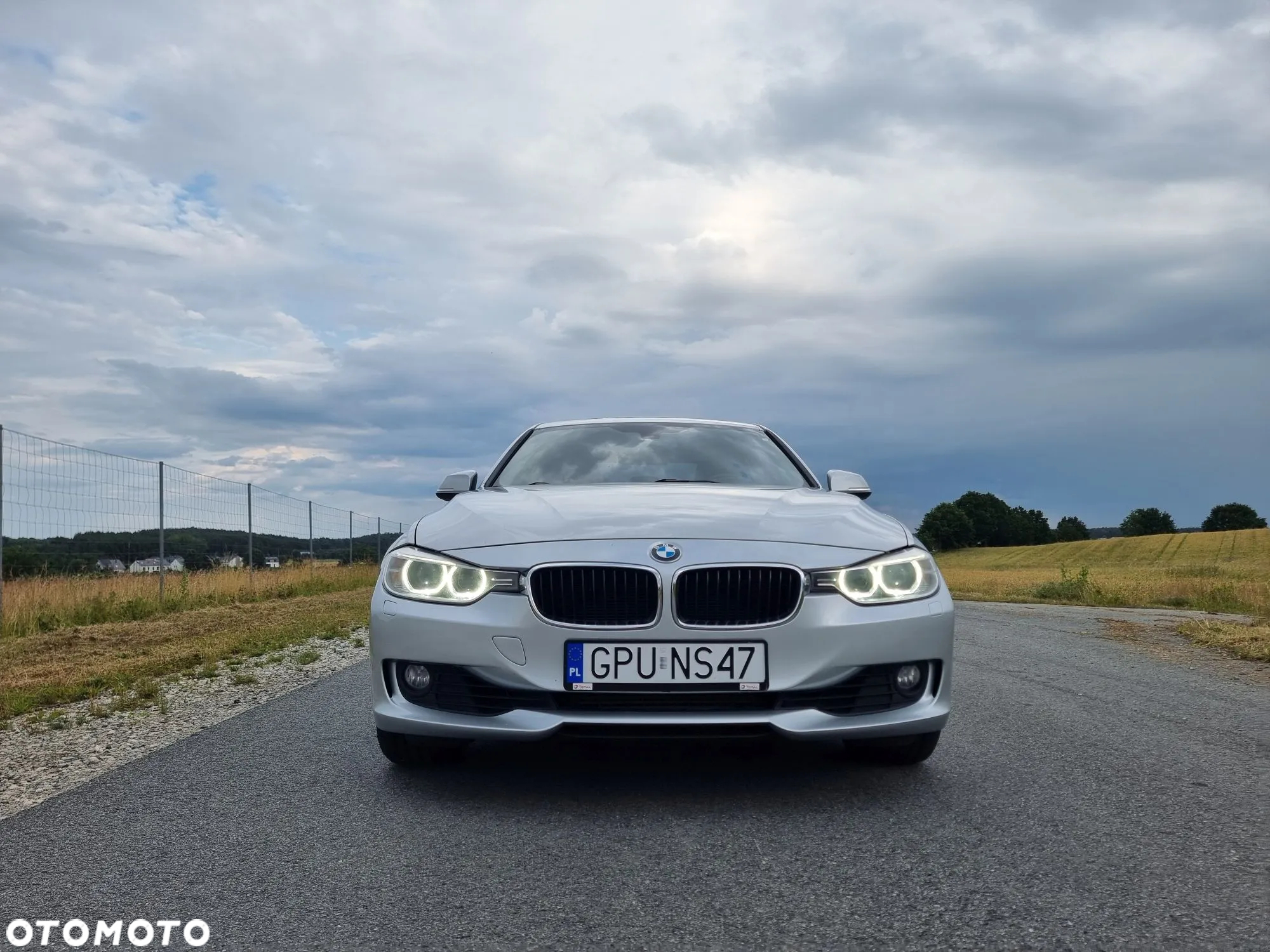 BMW Seria 3 328i xDrive - 4