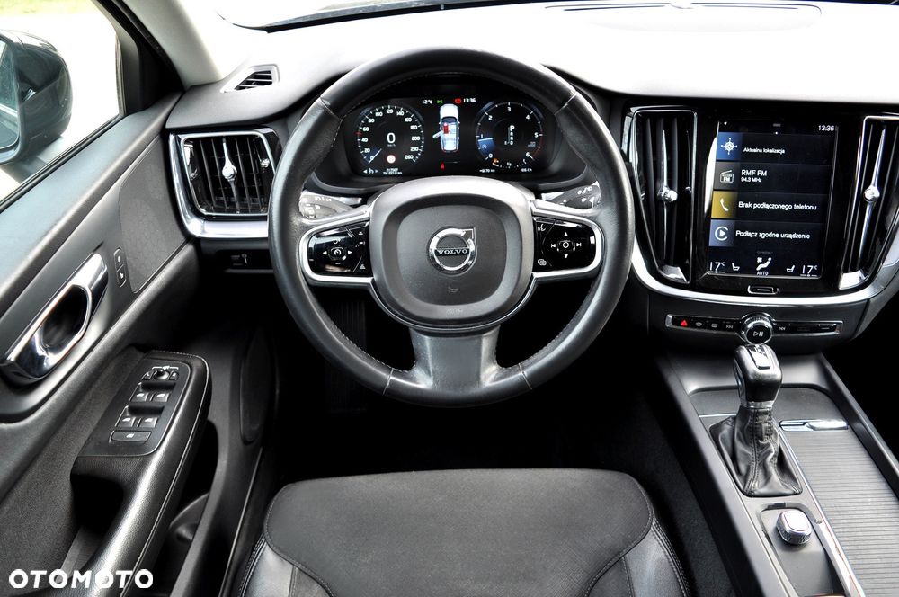 Volvo V60 D3 Geartronic Momentum Pro - 14