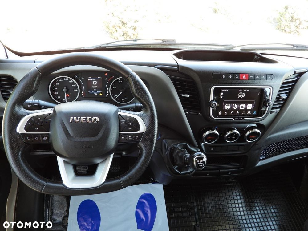Iveco DAILY 35S18 PLANDEKA 10 PALET TEMPOMAT NAWIGACJA LEDY KLIMATYZACJA  180KM - 31