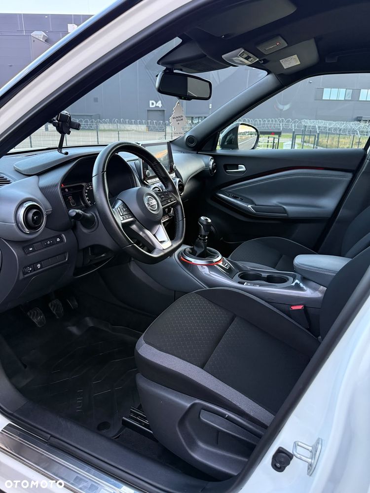 Nissan Juke 1.0 DIG-T N-Connecta - 19