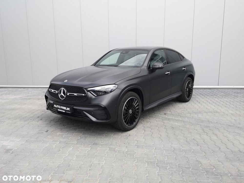 Mercedes-Benz GLC 220 d mHEV 4-Matic AMG Line - 4