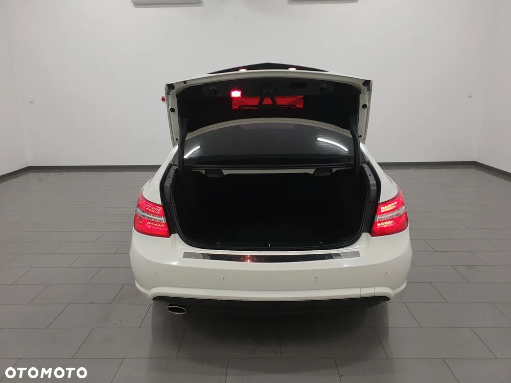 Mercedes-Benz Klasa E - 7