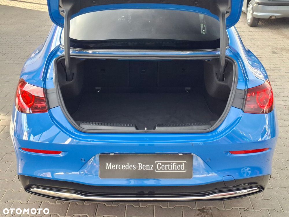Mercedes-Benz CLA - 40