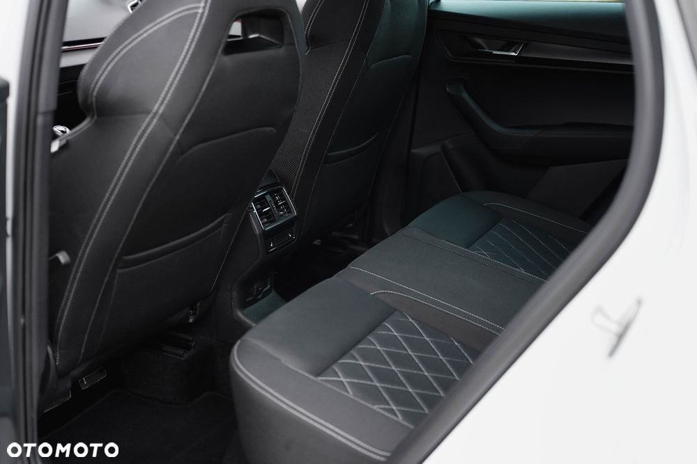 Skoda Karoq 1.5 TSI ACT GPF 4x2 Sportline - 28