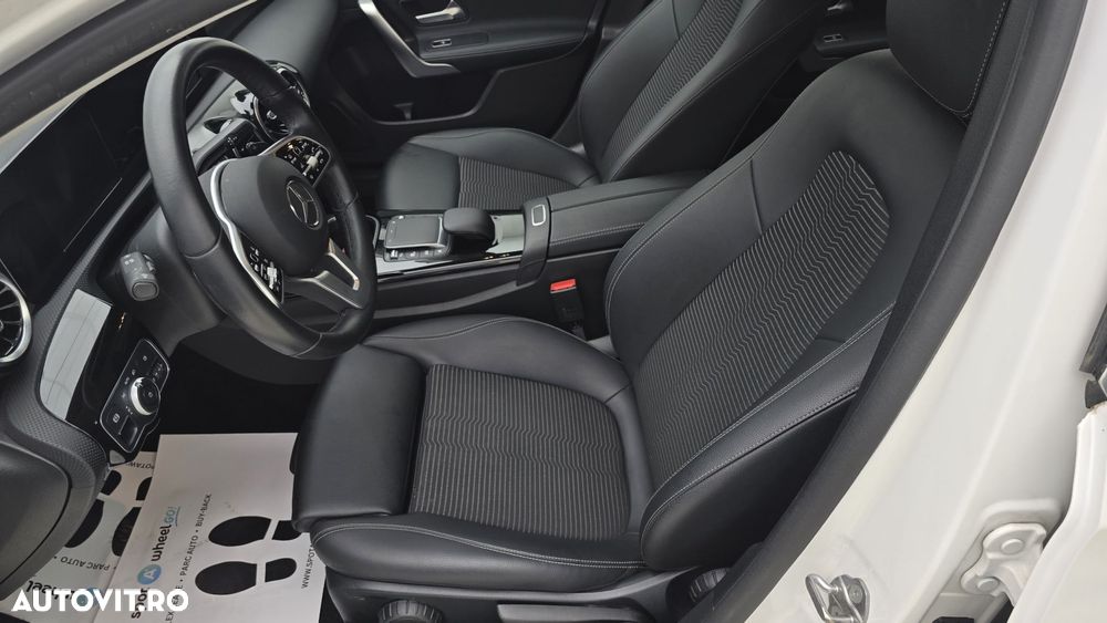 Mercedes-Benz A - 12