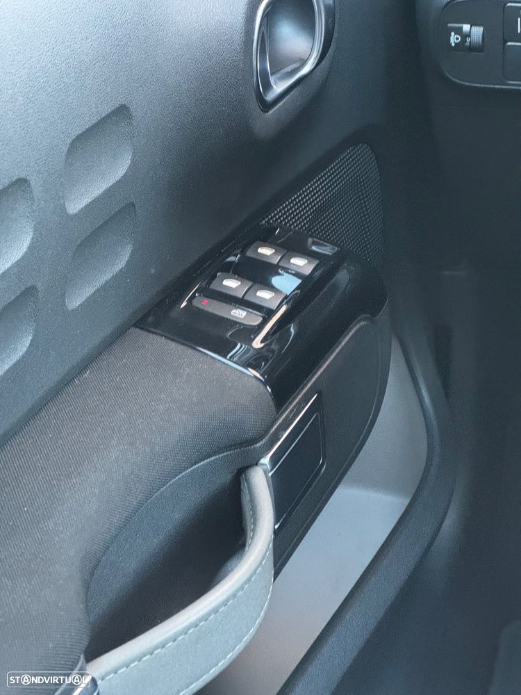 Citroën C3 1.2 PureTech Feel - 20