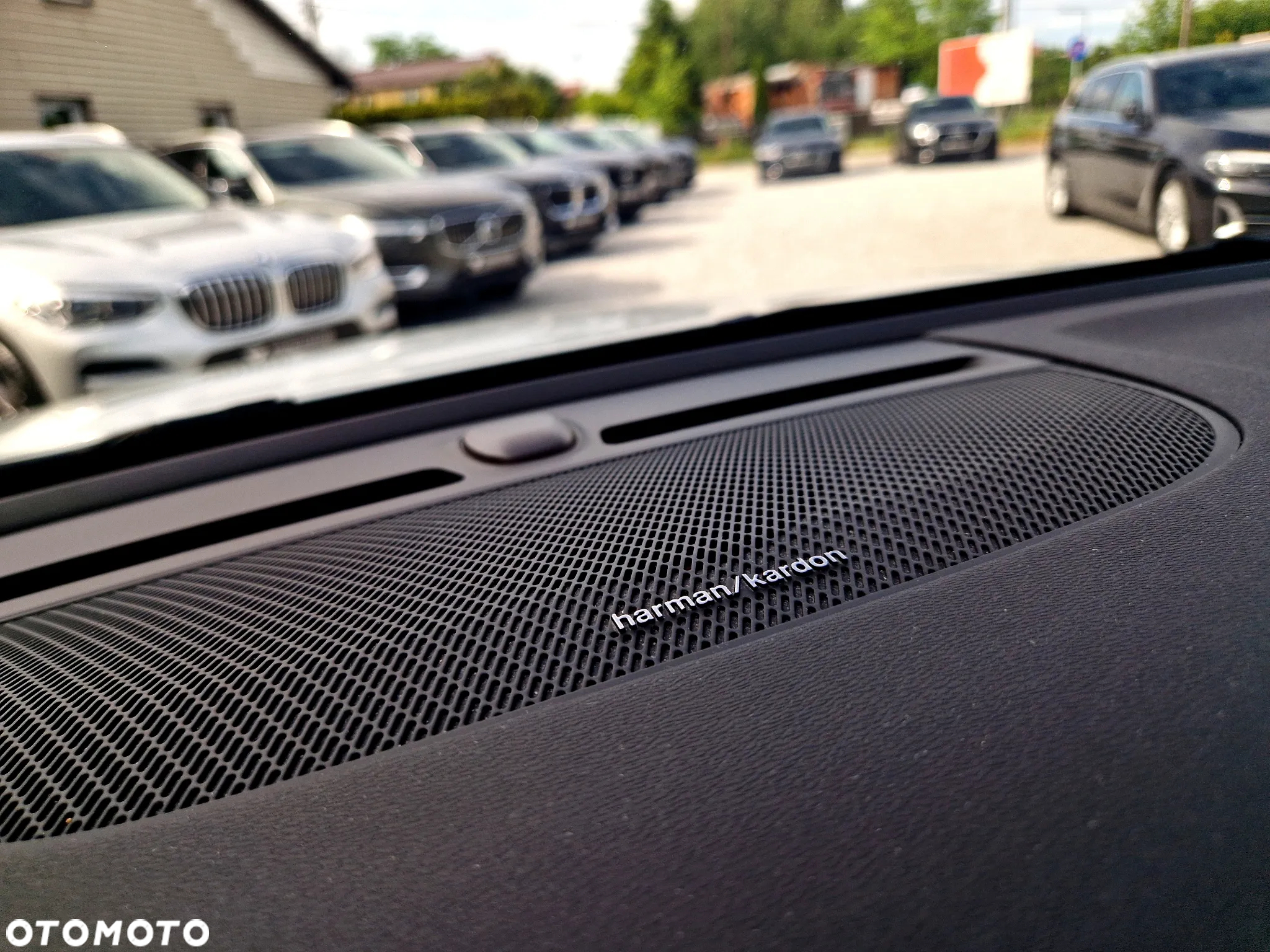 Volvo XC 40 T3 R-Design - 22