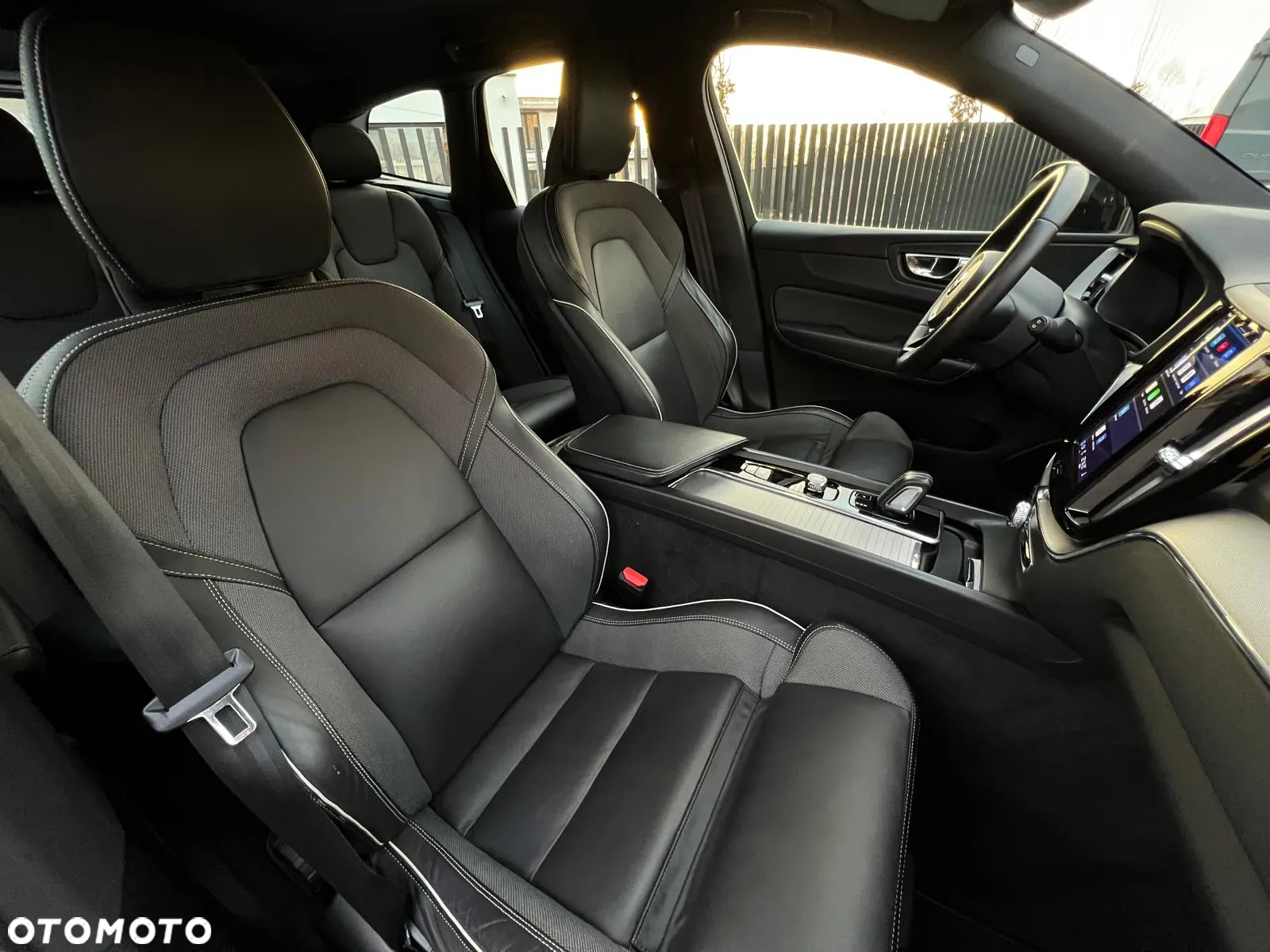 Volvo XC 60 B4 D Geartronic RDesign - 20