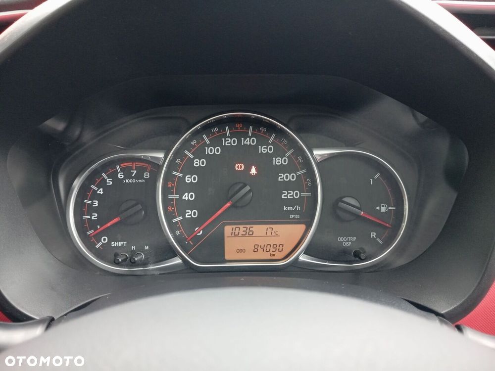 Toyota Yaris 1.33 Dynamic - 16