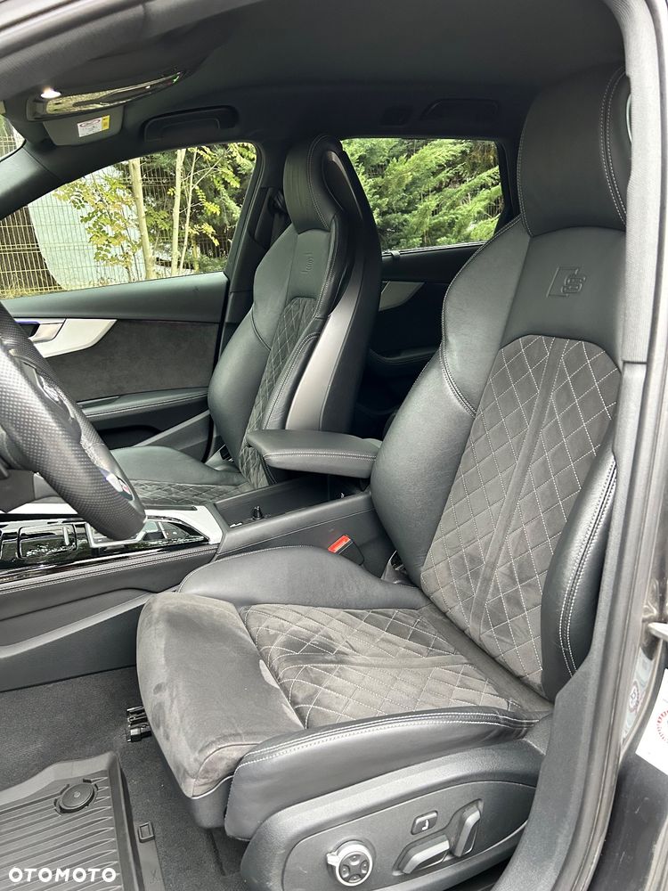 Audi A4 Avant 40 TDI quattro S tronic S line - 10