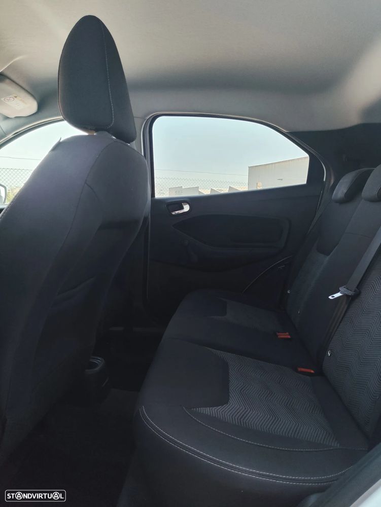 Ford KA+ 1.2 Ti-VCT Ultimate - 11