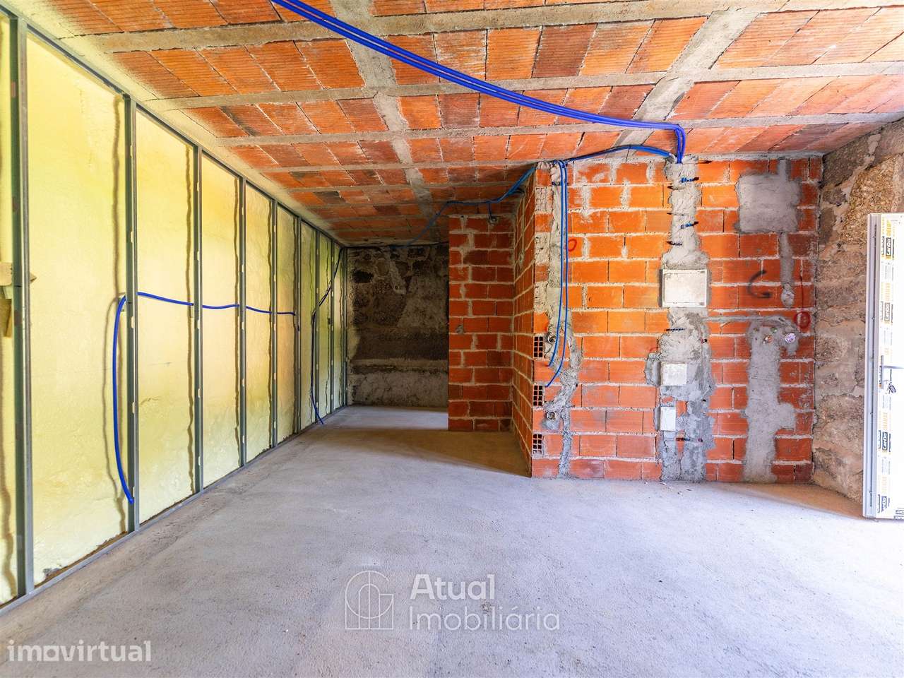 Andar Moradia T1+1 Venda em Caldas de Vizela (São Miguel e São João),V - Grande imagem: 3/13