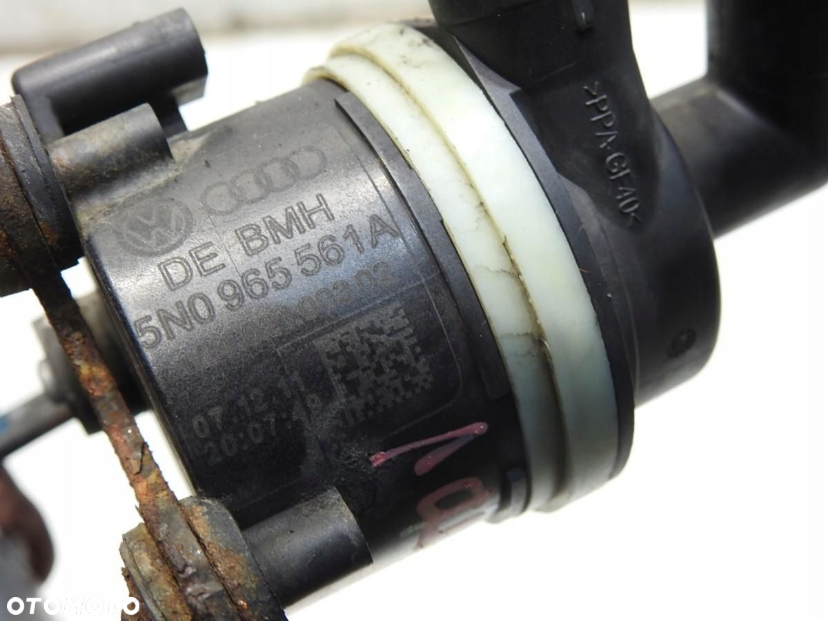 DODATKOWA POMPA WODY VW PASSAT B7 2.0 TDI 5N0965561A - 7