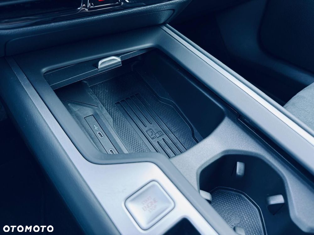 Volkswagen Passat - 35