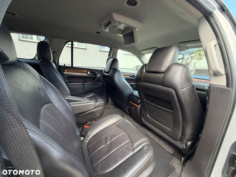 Buick Enclave - 9