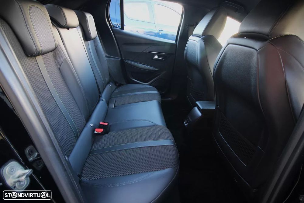 Peugeot e-208 50 kWh GT Line - 28