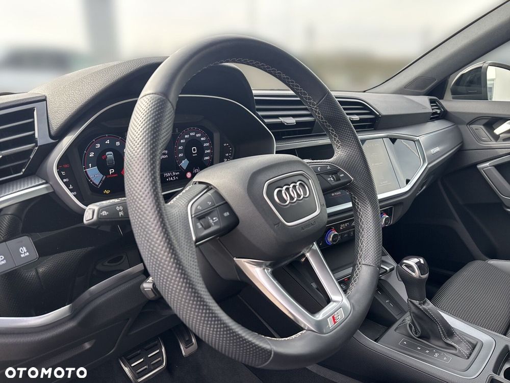 Audi Q3 35 TFSI mHEV S-Line S tronic - 20