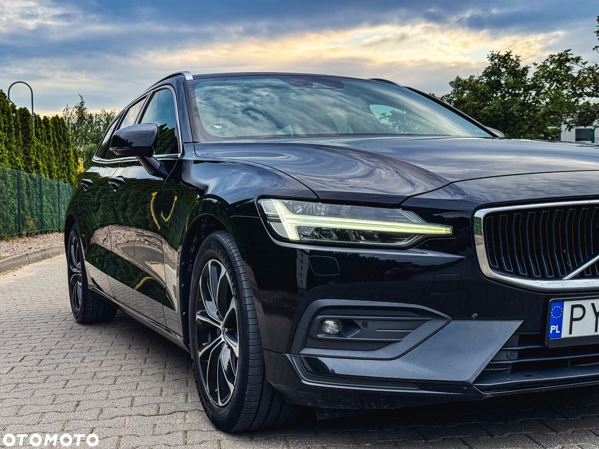 Volvo V60 D4 Momentum Pro - 37